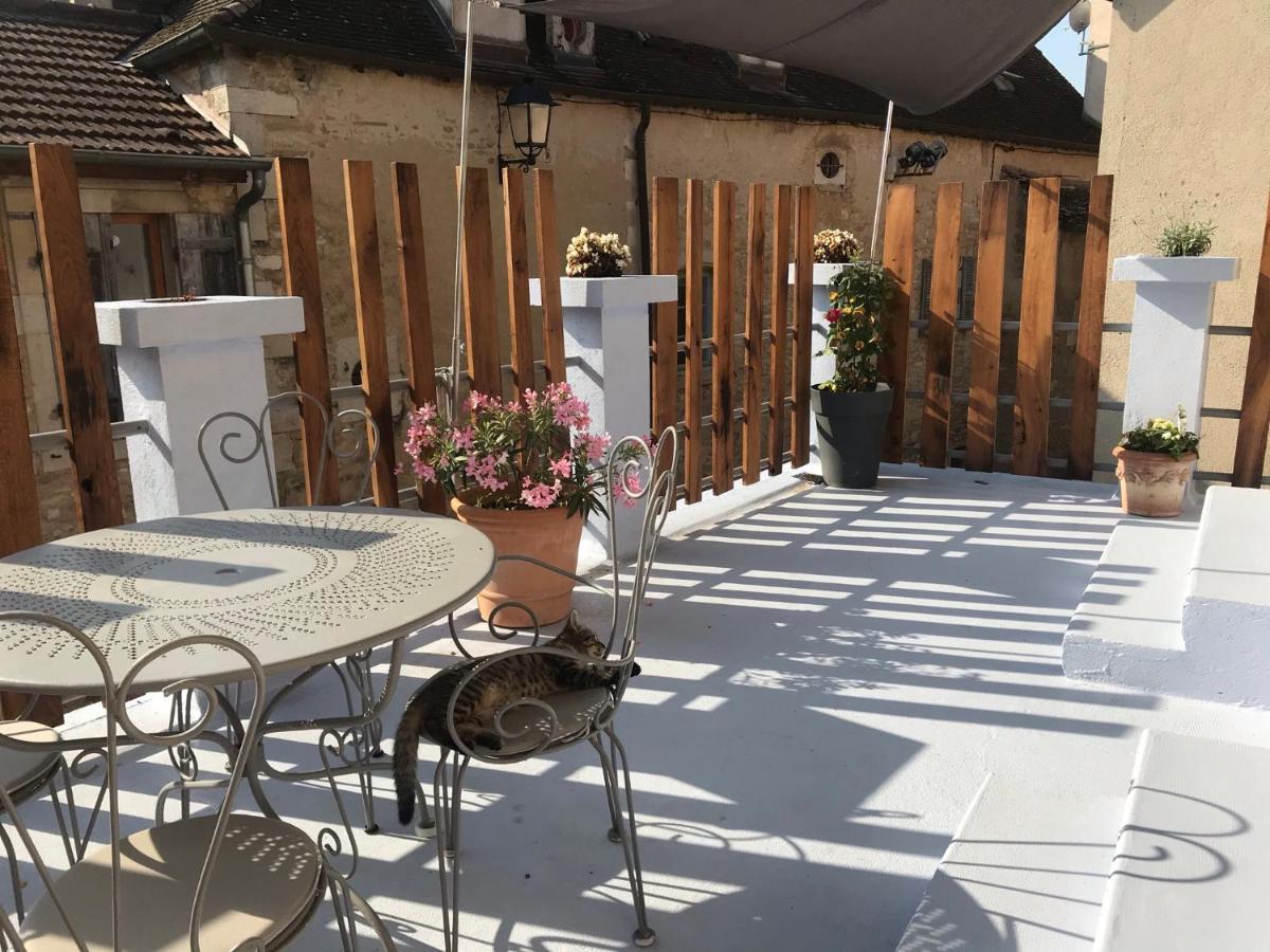 Logis Saint Vivant Volnay  エクステリア 写真